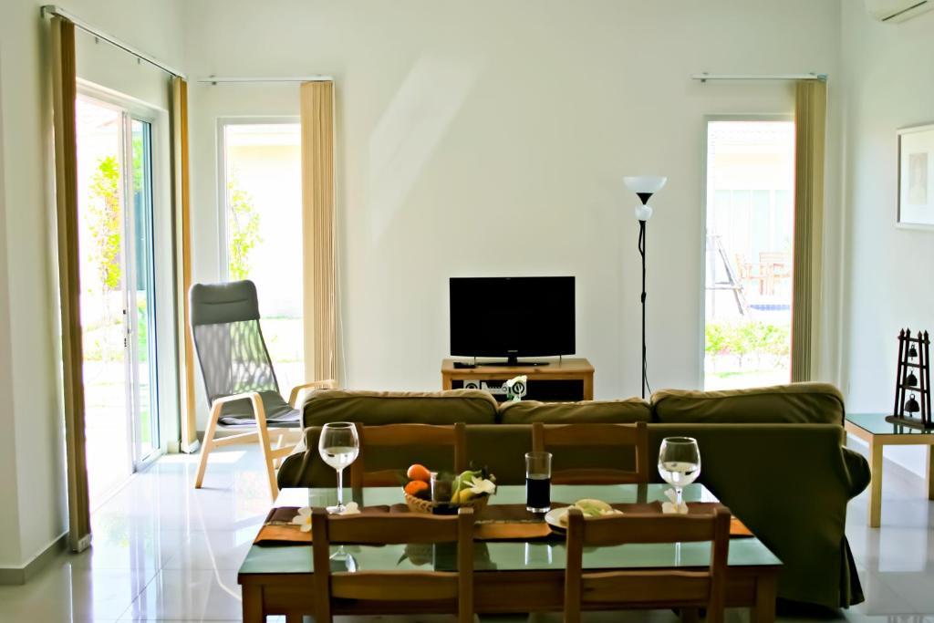 Garden Hills Villa Resort Cha-am Zimmer foto