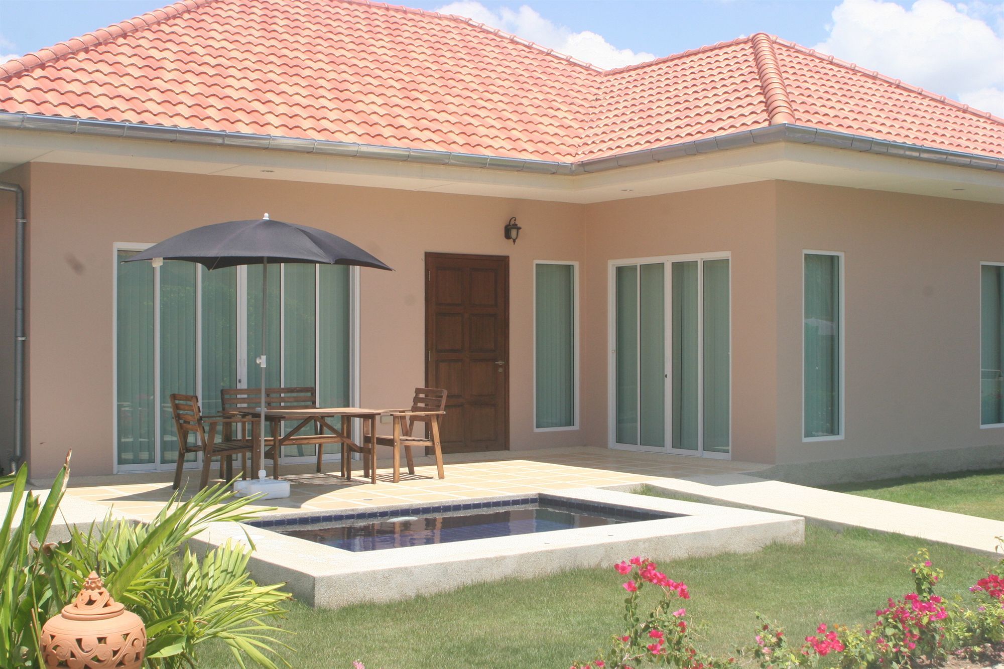 Garden Hills Villa Resort Cha-am Exterior foto